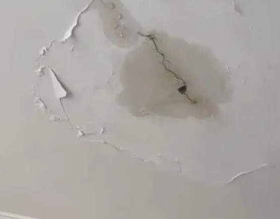 思明阳台漏水维修公司分享下屋面防水工程质量问题原因分析